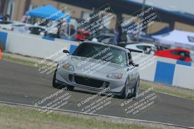 media/Dec-19-2025-Lucky Dog Racing (Fri) [[3b7b1b5fc8]]/Intermediate Low/Session 2 Turn 1/